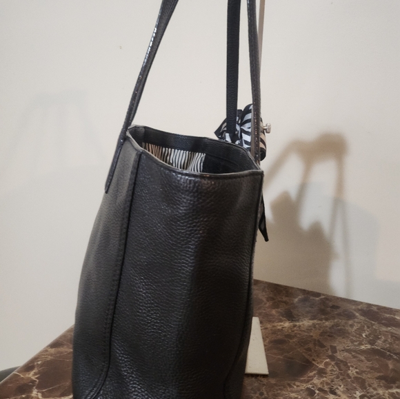Kate Spade Black Pebble Leather Tote with Striped Bow GUC - Picture 13 of 16